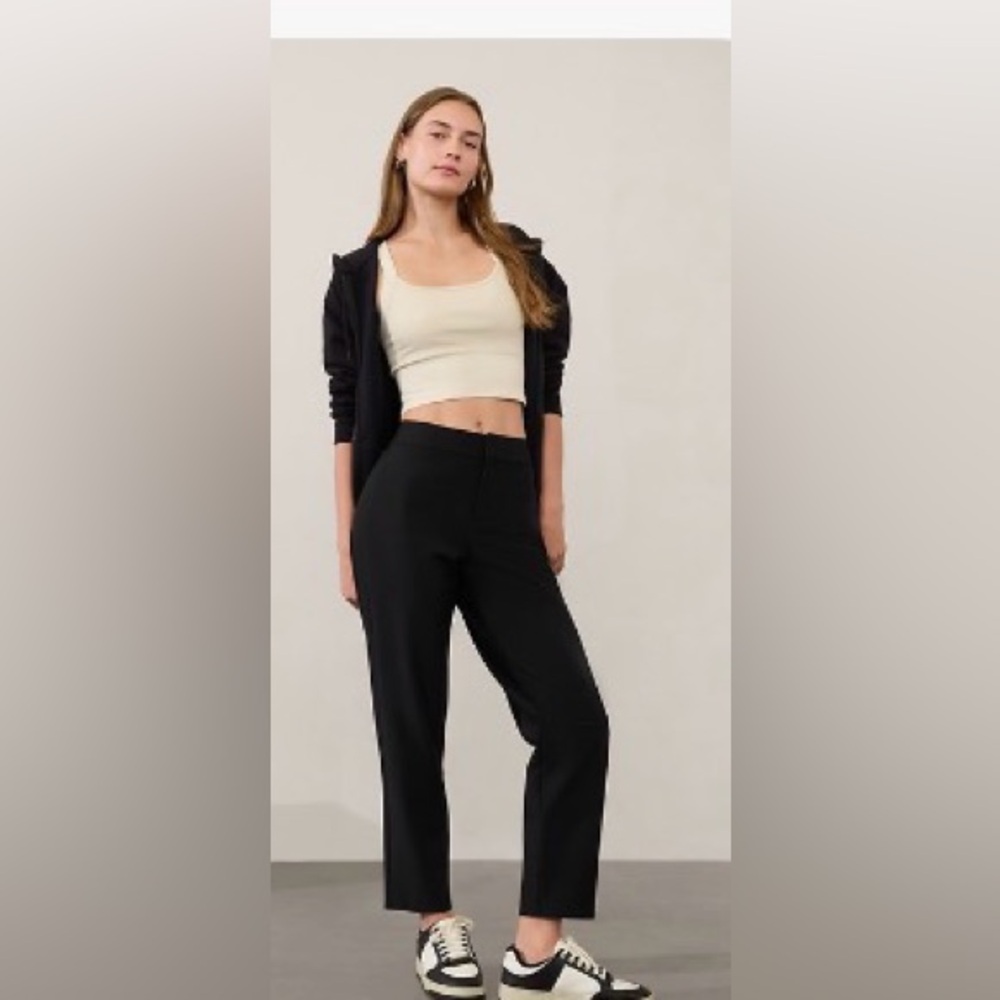 Athleta Stellar High Rise Trouser in Black, Size 6